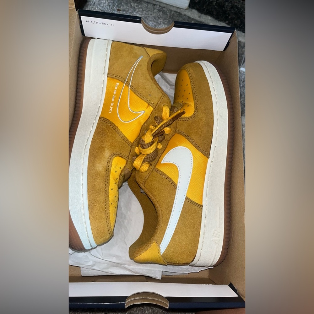 WMNS 9.5 AIR FORCE 1'07 SE